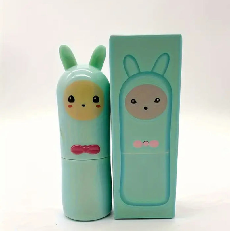Llama Needle Holder