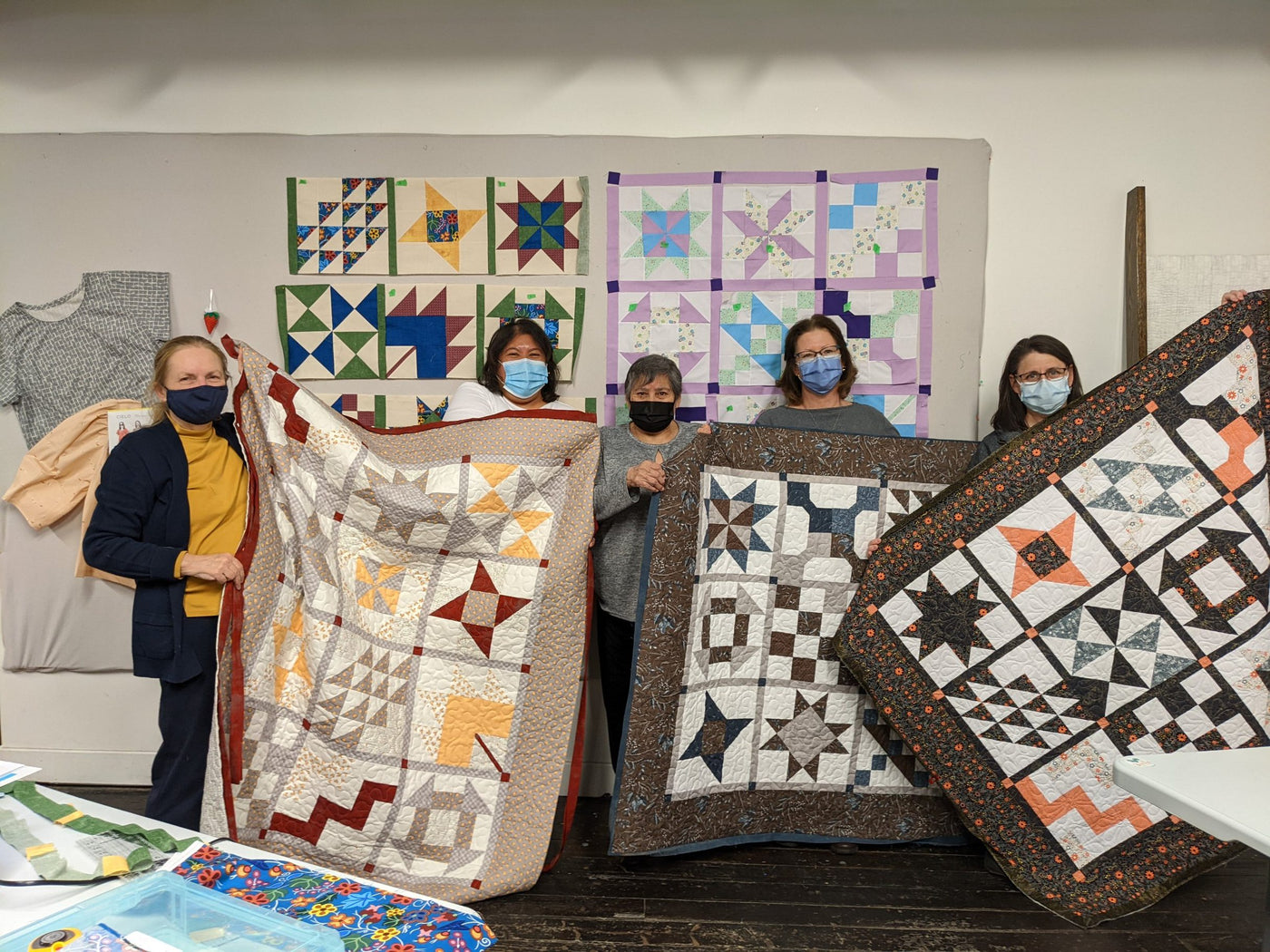 Intro to Quilting - Modern Sampler Lap Quilt – Stache Fabrics & Notions